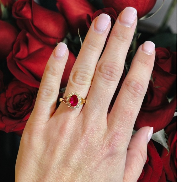 Antique Ruby Estate Ring Solid 18K Gold Ruby diamond Halo Ring Size 7.5 Sizeable - Picture 10 of 16